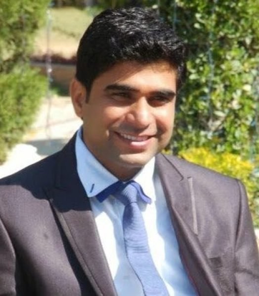 maninder Dhinwa maninder Dhinwa